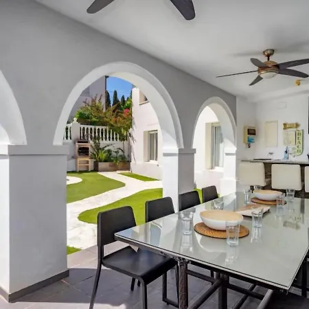 Tranquilium House Villa *