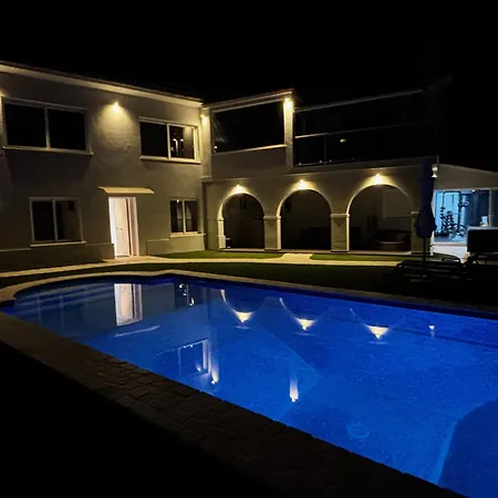 Villa Tranquilium House *